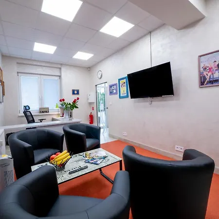 Aparthotel Style *